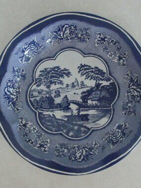 TIN BOX COMPANY BOWL BLUE & WHITE TOILE NEW YORK SCENE SERVING DISH